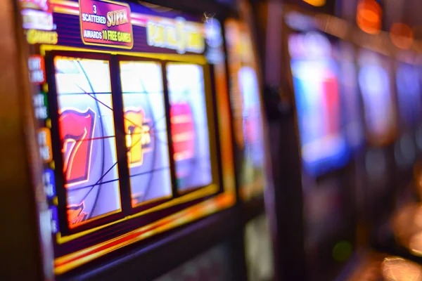 Live Free Bet Blackjack table on sulap77 with dealer and betting interface visible on screen